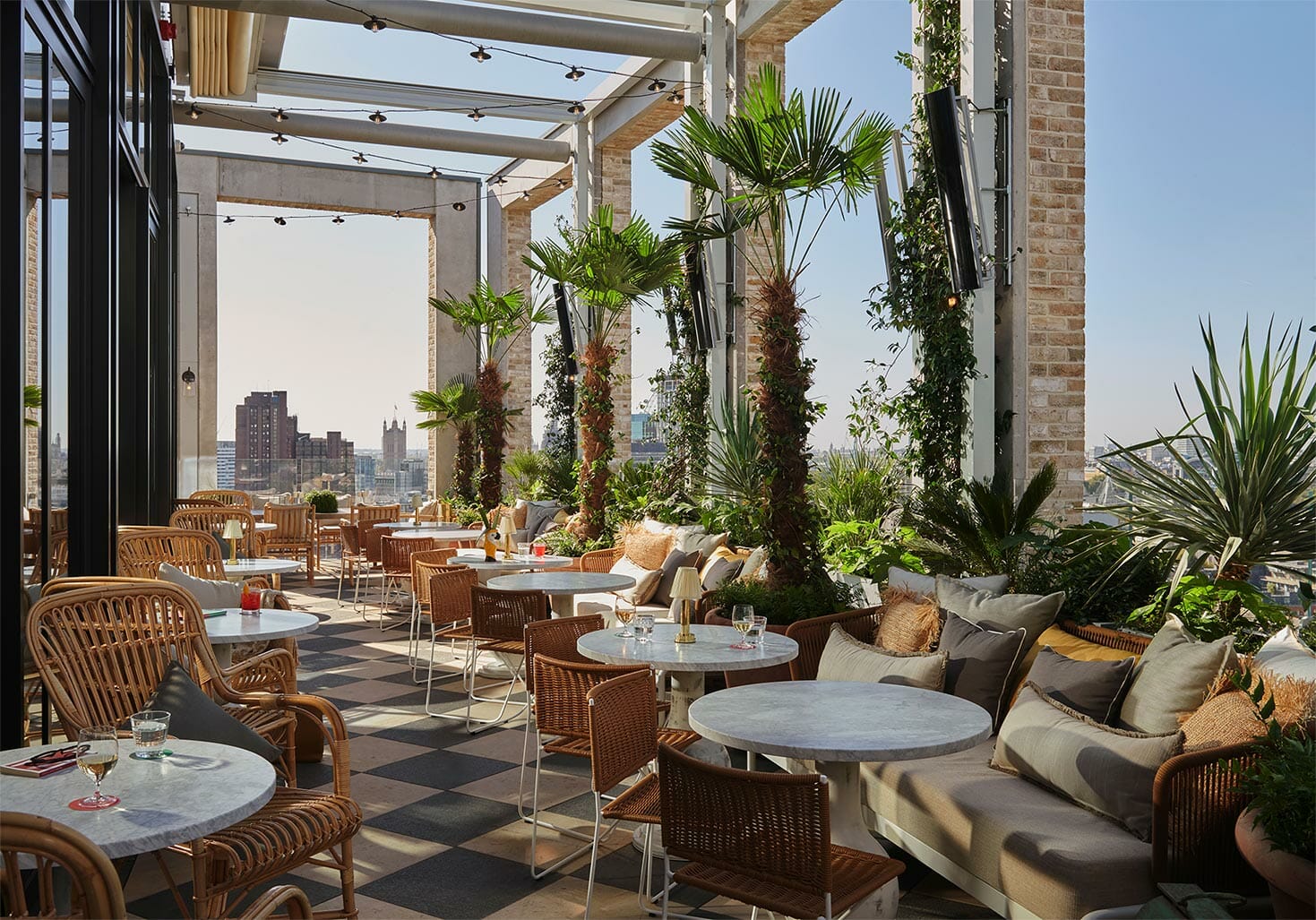 Rooftop Bars In London 21 Sky High Activity Bars Candlelit Terraces