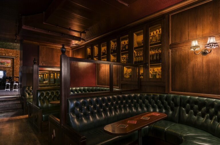 the-best-pubs-in-soho-traditional-pubs-gourmet-grub